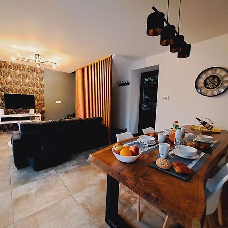 Gite Chez Nenene La Roche En Ardenne Apartment ภายนอก รูปภาพ